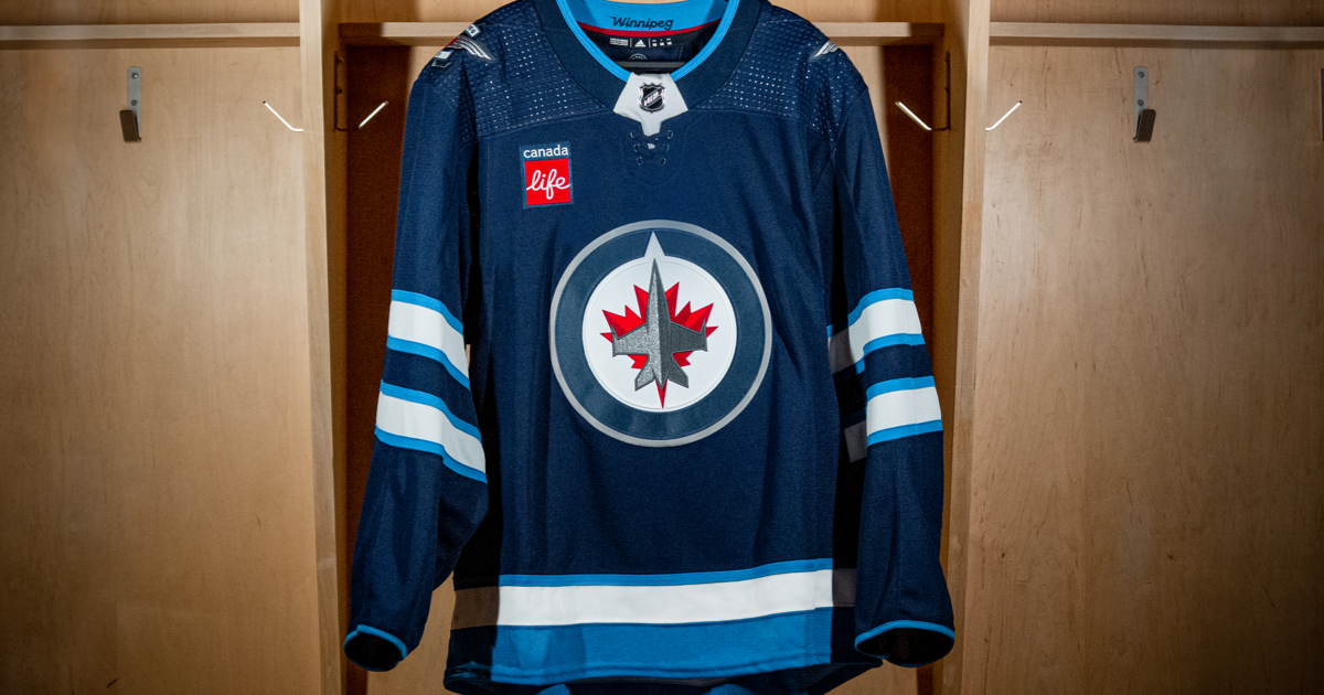 Official winnipeg jets jersey hotsell
