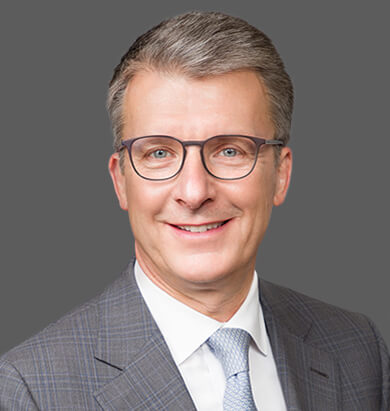 Portrait of Graham R. Bird